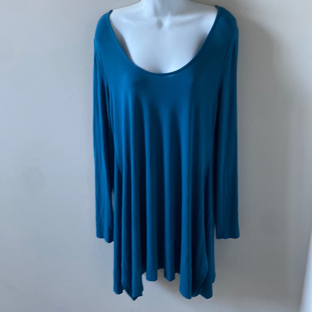 SOFT SURROUNDINGS Scoop Neck Long Sleeve Tunic, Medium, Teal (more blue)